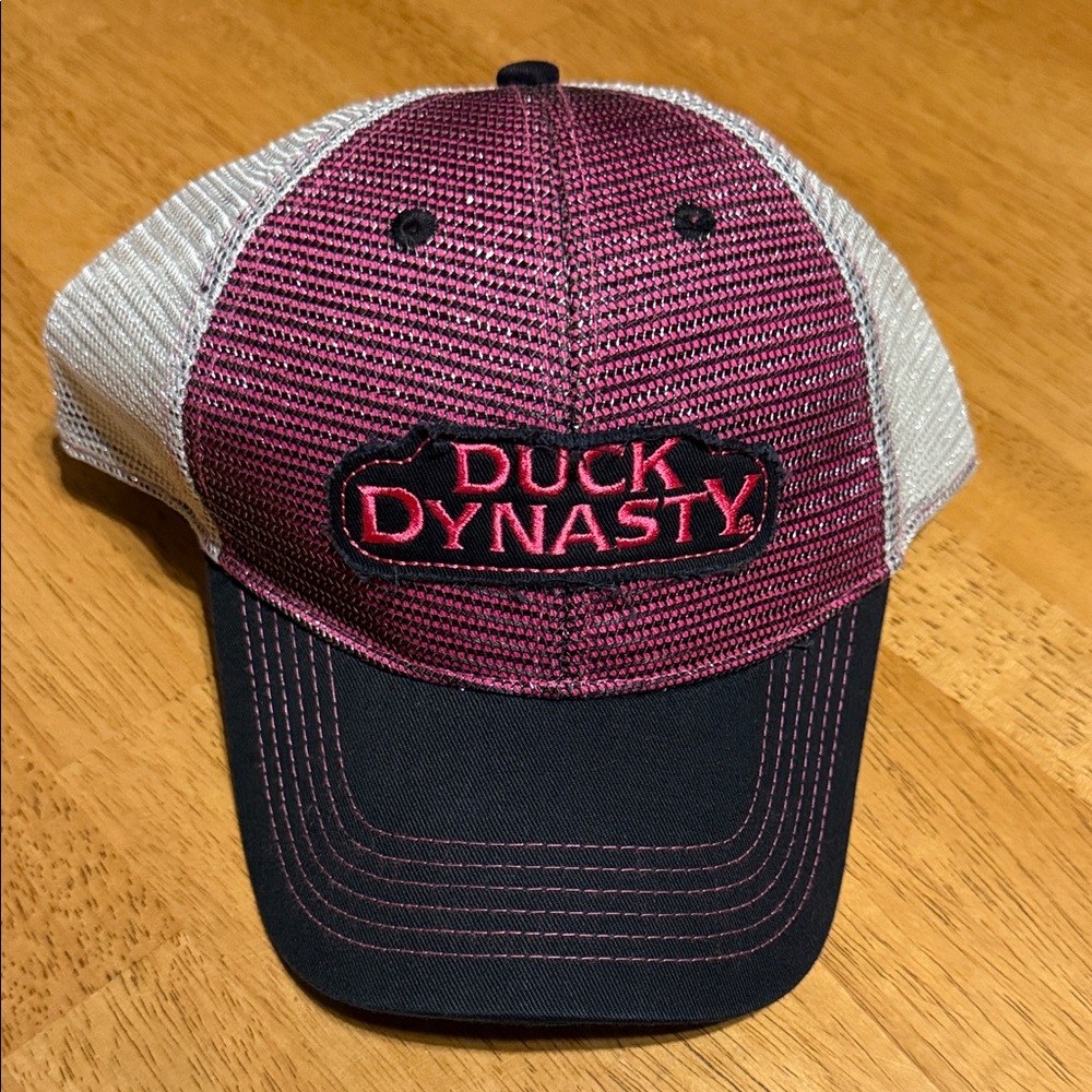 Duck Dynasty Pink and Black Mesh Hat